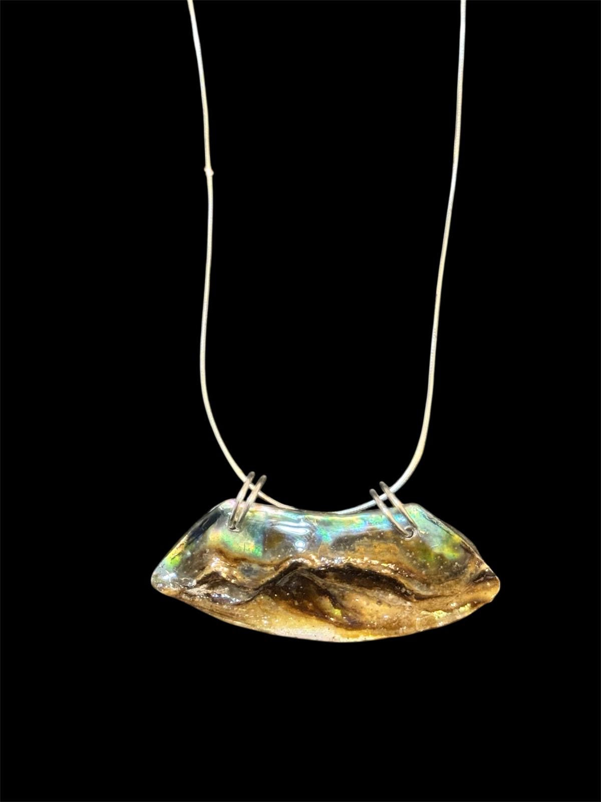 Curve Abalone Pendant
